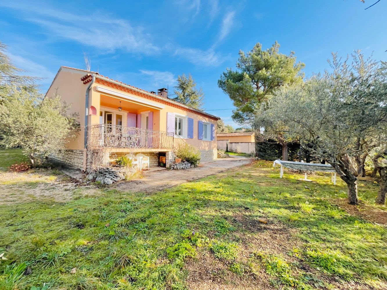 3 Schlafzimmer Villa in Saint-Saturnin-les-Apt, France, Nr. 320983