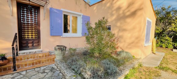 3 Schlafzimmer Villa in Saint-Saturnin-les-Apt, France, Nr. 320983 2