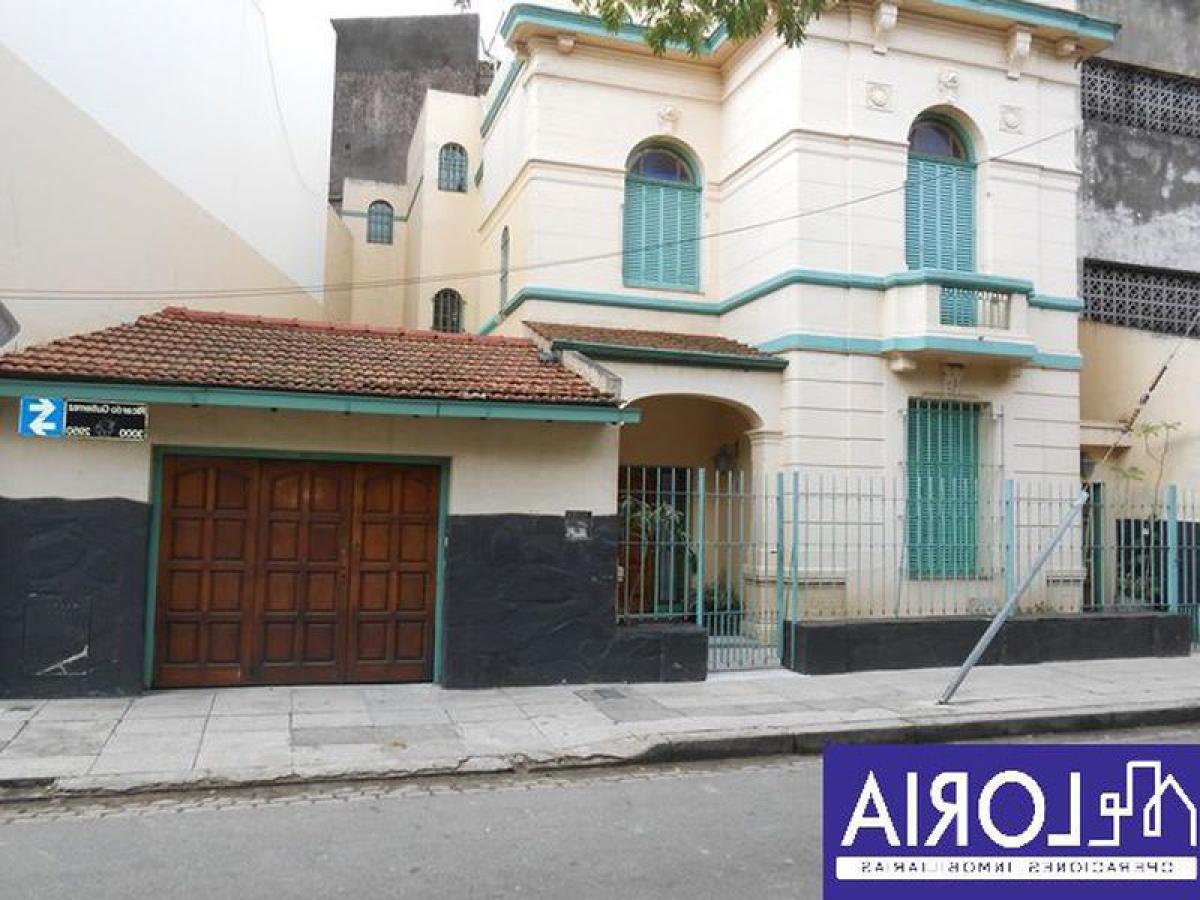 5 bedrooms House in Buenos Aires, Argentina No. 89227