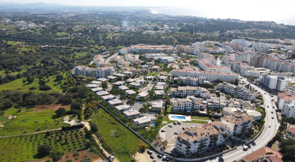 530m² Land in Albufeira, Portugal No. 156285