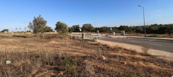 530m² Land in Albufeira, Portugal No. 156285 7