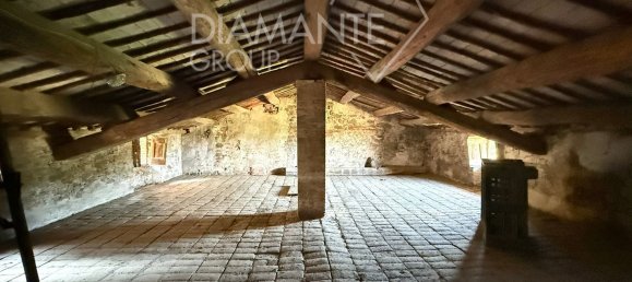 9 rooms House in Paciano, Italy No. 301625 13