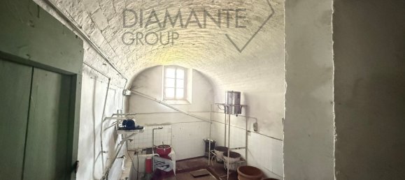 9 rooms House in Paciano, Italy No. 301625 7