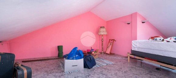 4 Schlafzimmer Villa in Alpignano, Italy, Nr. 189927 29