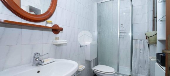 4 Schlafzimmer Villa in Alpignano, Italy, Nr. 189927 24