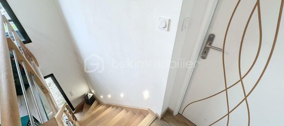 4 bedrooms House in Ostricourt, France No. 261732 16