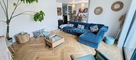 4 bedrooms House in Ostricourt, France No. 261732 6