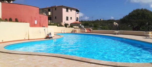 Квартира с 2 спальнями в Санта Тереза Галлура, Италия № 261397 7