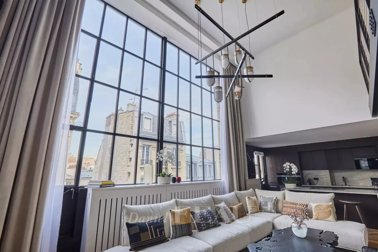 2 bedrooms Duplex in Paris, France No. 180107