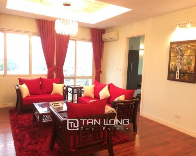 Квартира с 4 спальнями в Тэйхо, Вьетнам № 1558