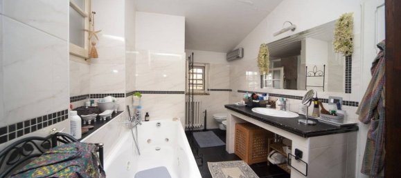 Квартира с 3 спальнями в Перуджа, Италия № 92712 12