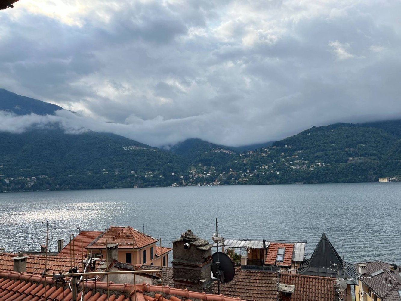 3 bedrooms Apartment in Carate Urio, Italy No. 361921