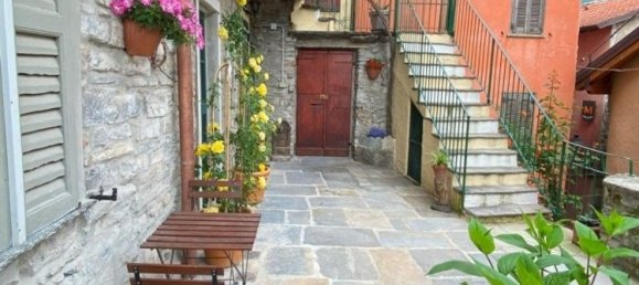 3 bedrooms Apartment in Carate Urio, Italy No. 361921 19