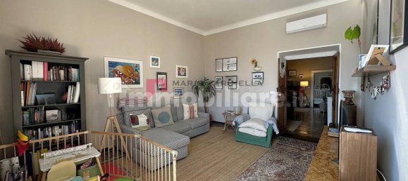 Apartamento T3 em Genoa, Italy N.º 329844 3