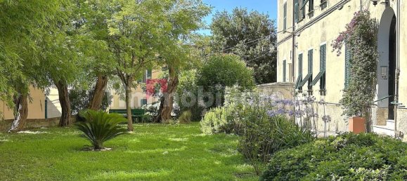 Apartamento T3 em Genoa, Italy N.º 329844 28