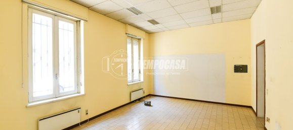 مكتب في Como, Italy 135متر مربع رقم 9302 3