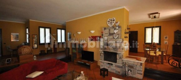 10 chambres Villa à Taino, Italy No. 333099 12