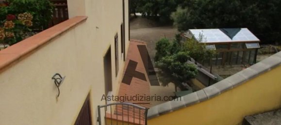 7 rooms Apartment in Chiaramonti, Italy No. 13669 8