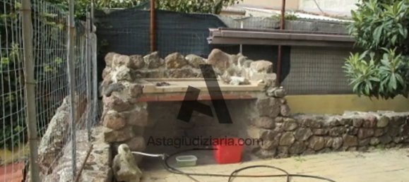 7 rooms Apartment in Chiaramonti, Italy No. 13669 10