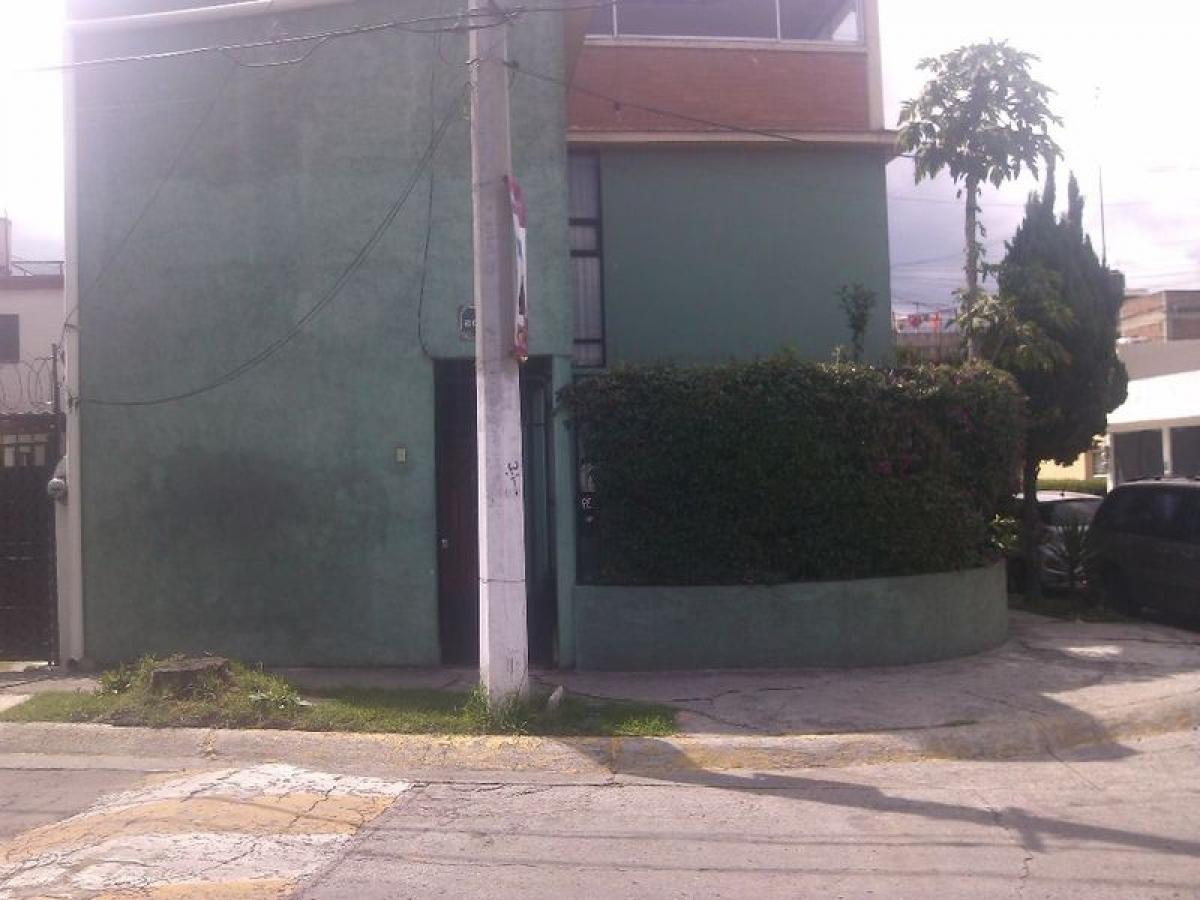 4 bedrooms House in Tlalnepantla, Mexico No. 221662