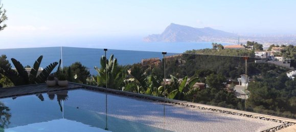 3 bedrooms Villa in Altea, Spain No. 8772 4