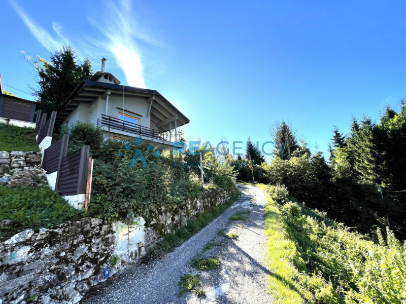 Дом с 2 комнатами в Рекоаро Терме, Италия № 351462