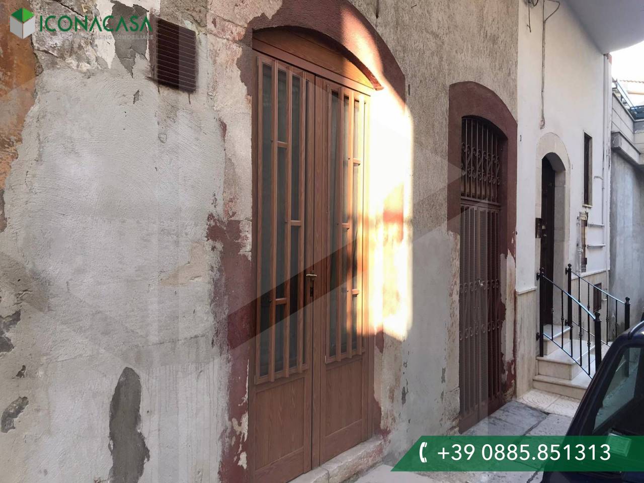 Imóvel comercial de 3 divisões em Cerignola, Italy N.º 22719