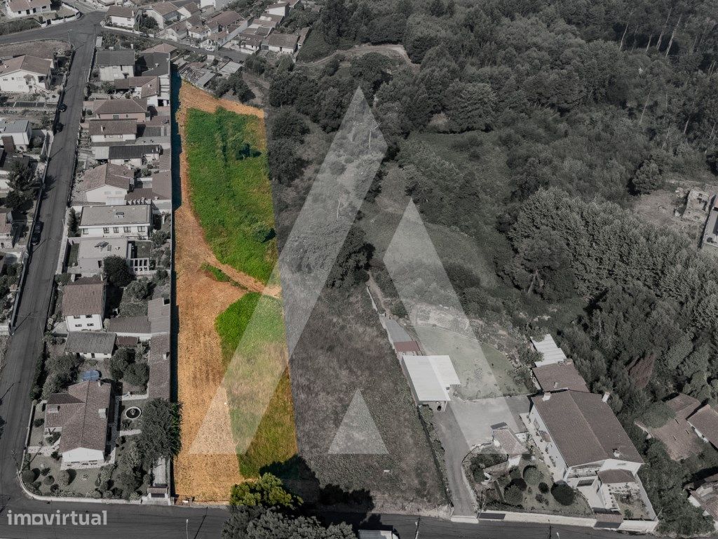 4634m² Land in Pacos de Brandao, Portugal No. 214409
