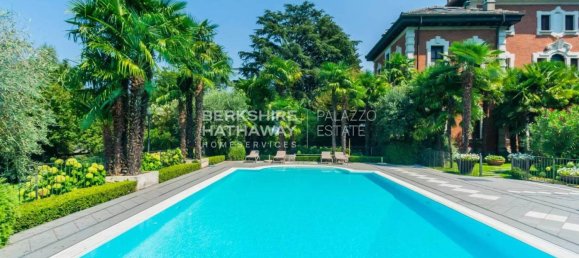 2 bedrooms Penthouse in Como, Italy No. 312533 3