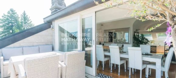 2 bedrooms Penthouse in Como, Italy No. 312533 23