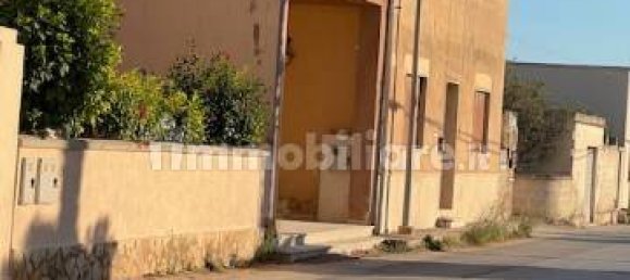 3 bedrooms House in Favignana, Italy No. 352154 2