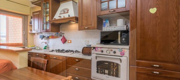 3 rooms Apartment in Ciampino, Italy No. 20791 6