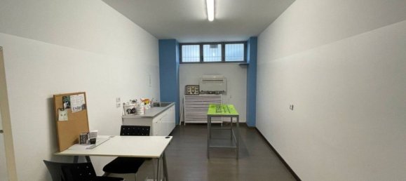 5 rooms Commercial property in Milan, Italy No. 239626 6