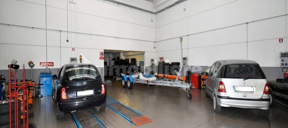 4 rooms Warehouse in Nerviano, Italy No. 34298 10