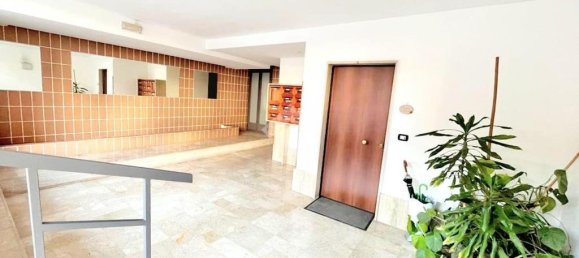 Apartamento T2 em Bari, Italy N.º 272055 10