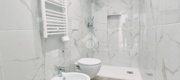 Apartamento T2 em Bari, Italy N.º 272055 17