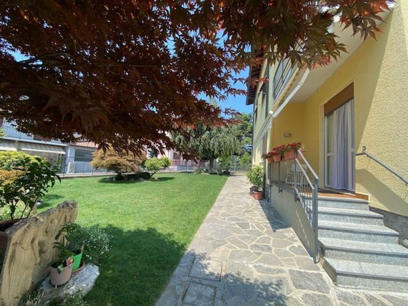 5غرفة منزل في Capiago Intimiano, Italy رقم 279413