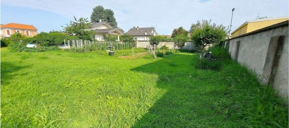  قطعة أرض في Marcallo con Casone, Italy 785متر مربع رقم 107692 3