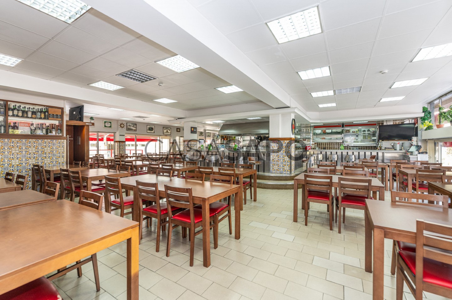  عقار تجاري في Espinho, Portugal 582متر مربع رقم 203255