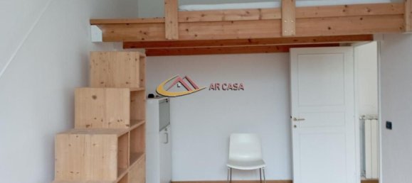 Коммерческая недвижимость с 5 комнатами в Ареццо, Италия № 132339 8