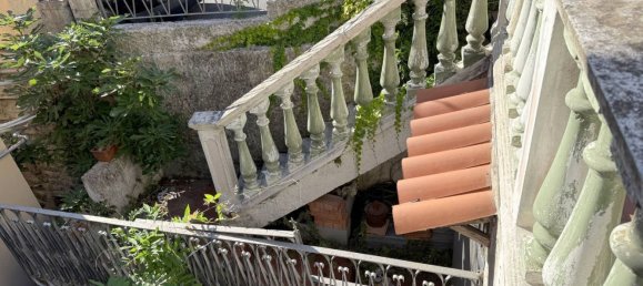 5-salle Appartement à Savona, Italy No. 299462 17