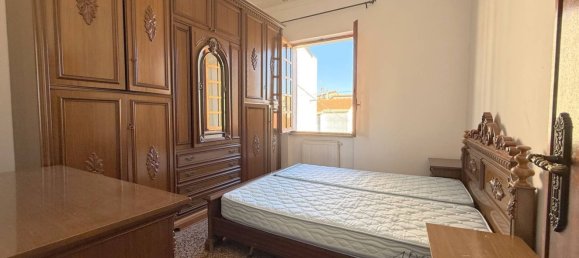 5-salle Appartement à Savona, Italy No. 299462 13