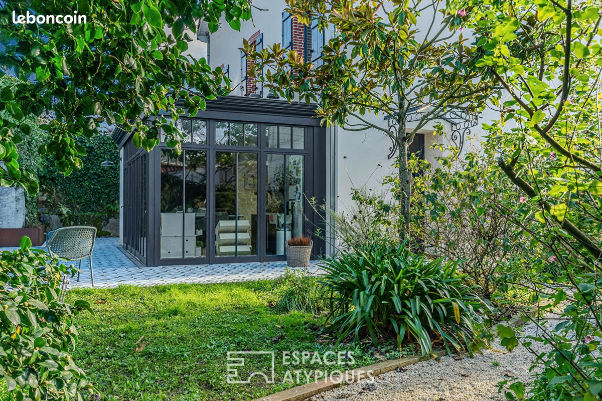 Дом с 5 спальнями в Атлантическая Луара, Франция № 362594