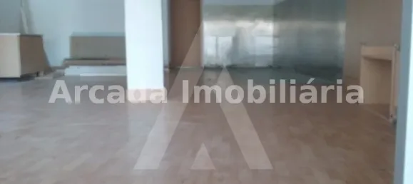 72m² Commercial property in Aveiro, Portugal No. 89437 2