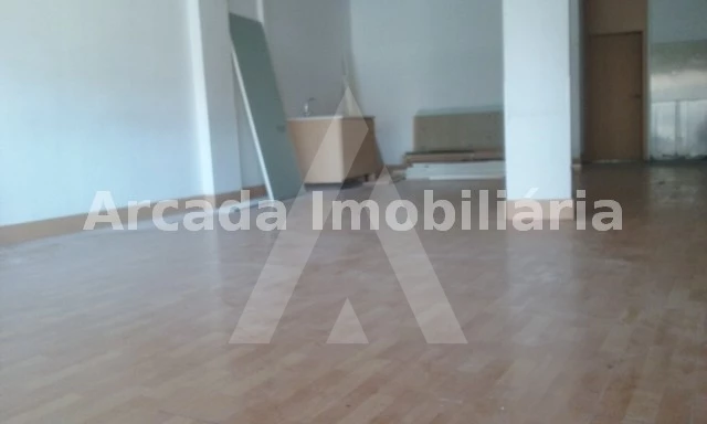 72m² Commercial property in Aveiro, Portugal No. 89437