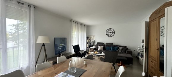 Apartamento de 3 dormitorios en Joue-les-Tours, France No. 224254 5