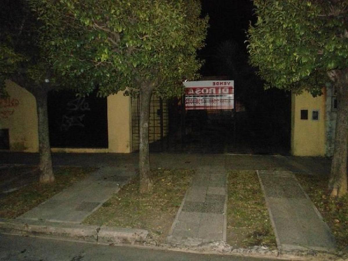 3 Schlafzimmer Haus in General San Martin, Argentina, Nr. 64361