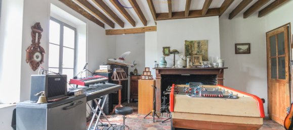 3 Schlafzimmer Haus in Mezieres-en-Drouais, France, Nr. 259036 3