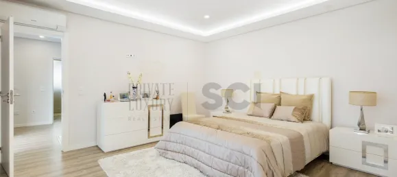 4 bedrooms House in Corroios, Portugal No. 100740 9