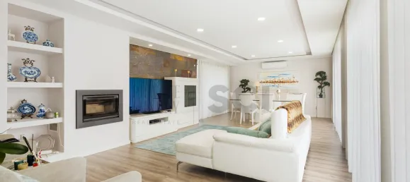 4 bedrooms House in Corroios, Portugal No. 100740 4